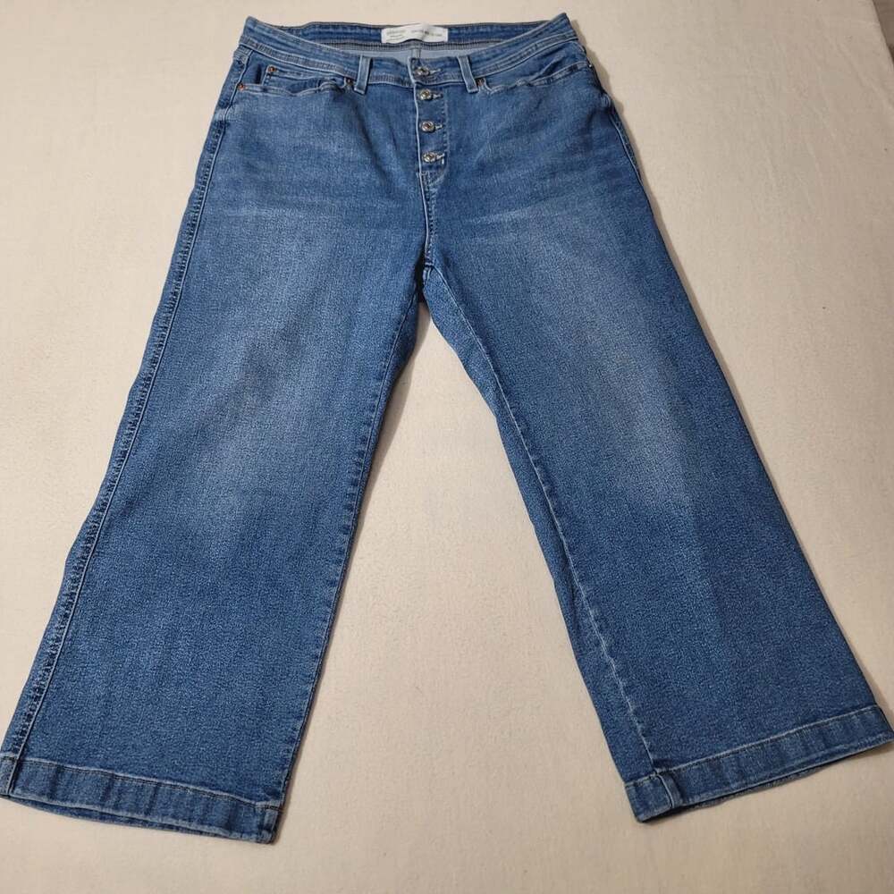 Signature by Levi Strauss & Co. High Rise Wide Leg Crop Jeans Size 16